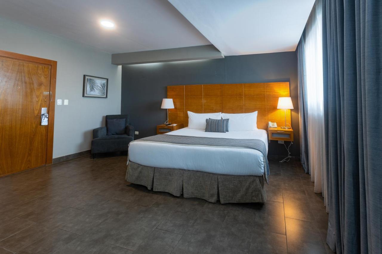 Hotel Aladino Santo Domingo Exterior photo