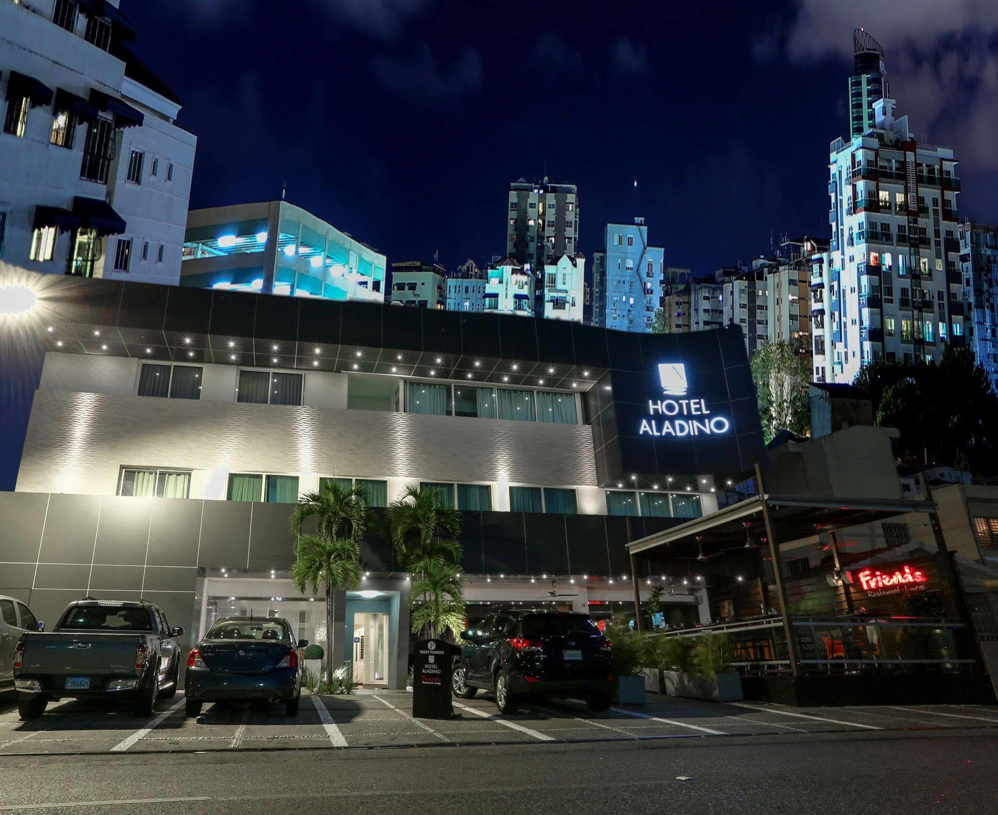 Hotel Aladino Santo Domingo Exterior photo